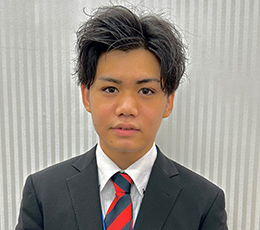 八巻 先生